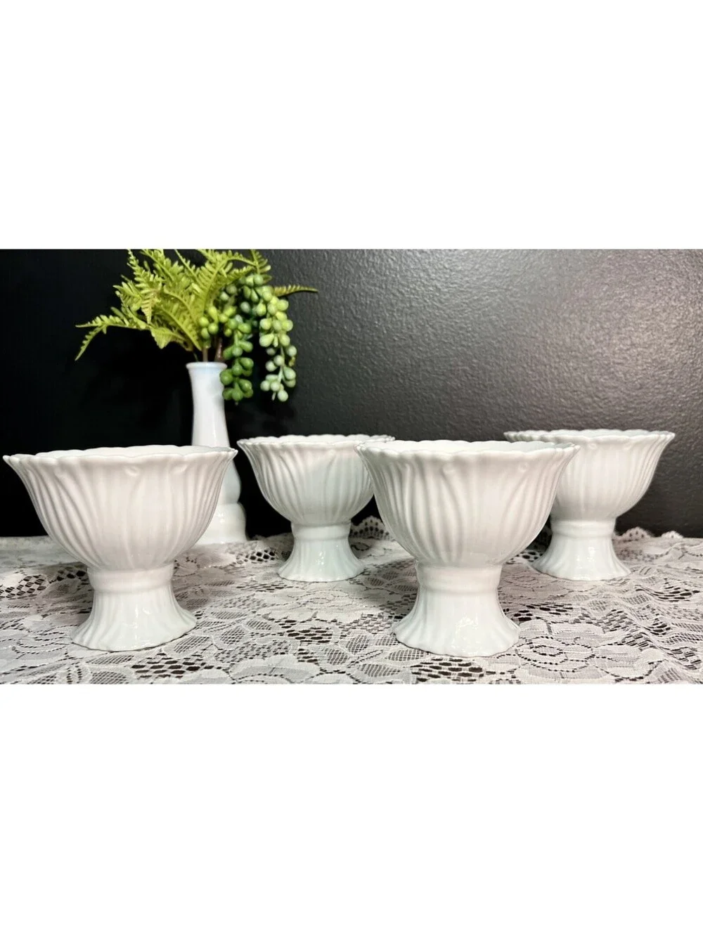 Vintage White Pier One Dessert Ice Cream Bowls Footed Pedestal White Rare (4)